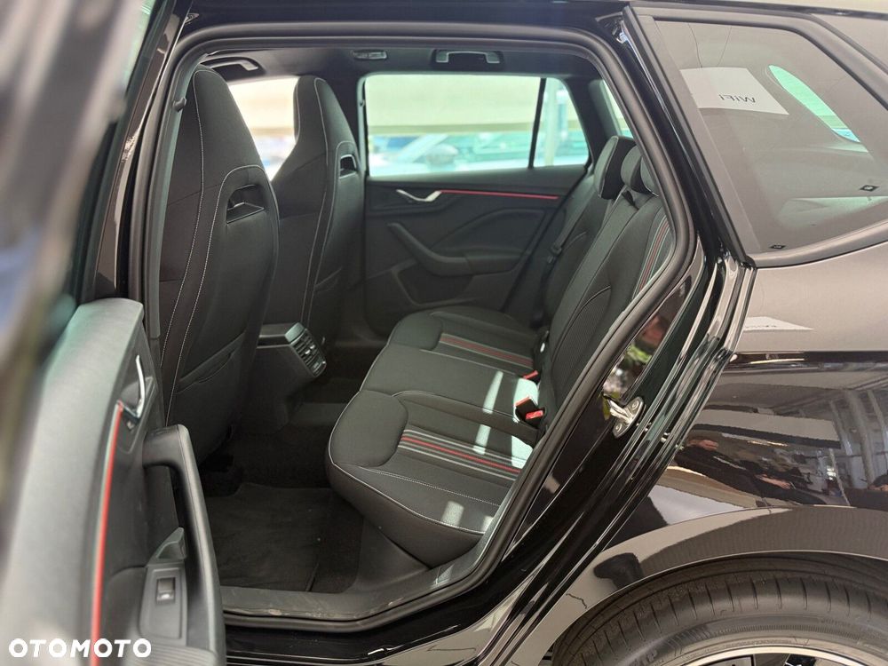 Skoda Kamiq 1.0 TSI Monte Carlo DSG - 11