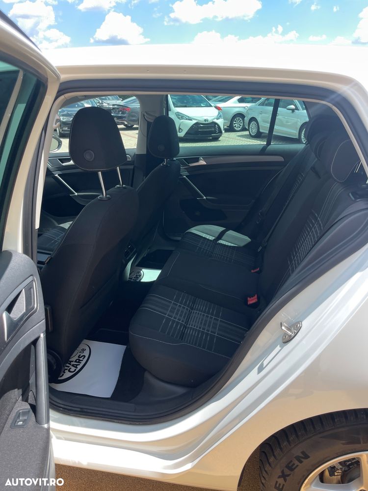 Volkswagen Golf 1.2 TSI BlueMotion Technology Lounge - 28