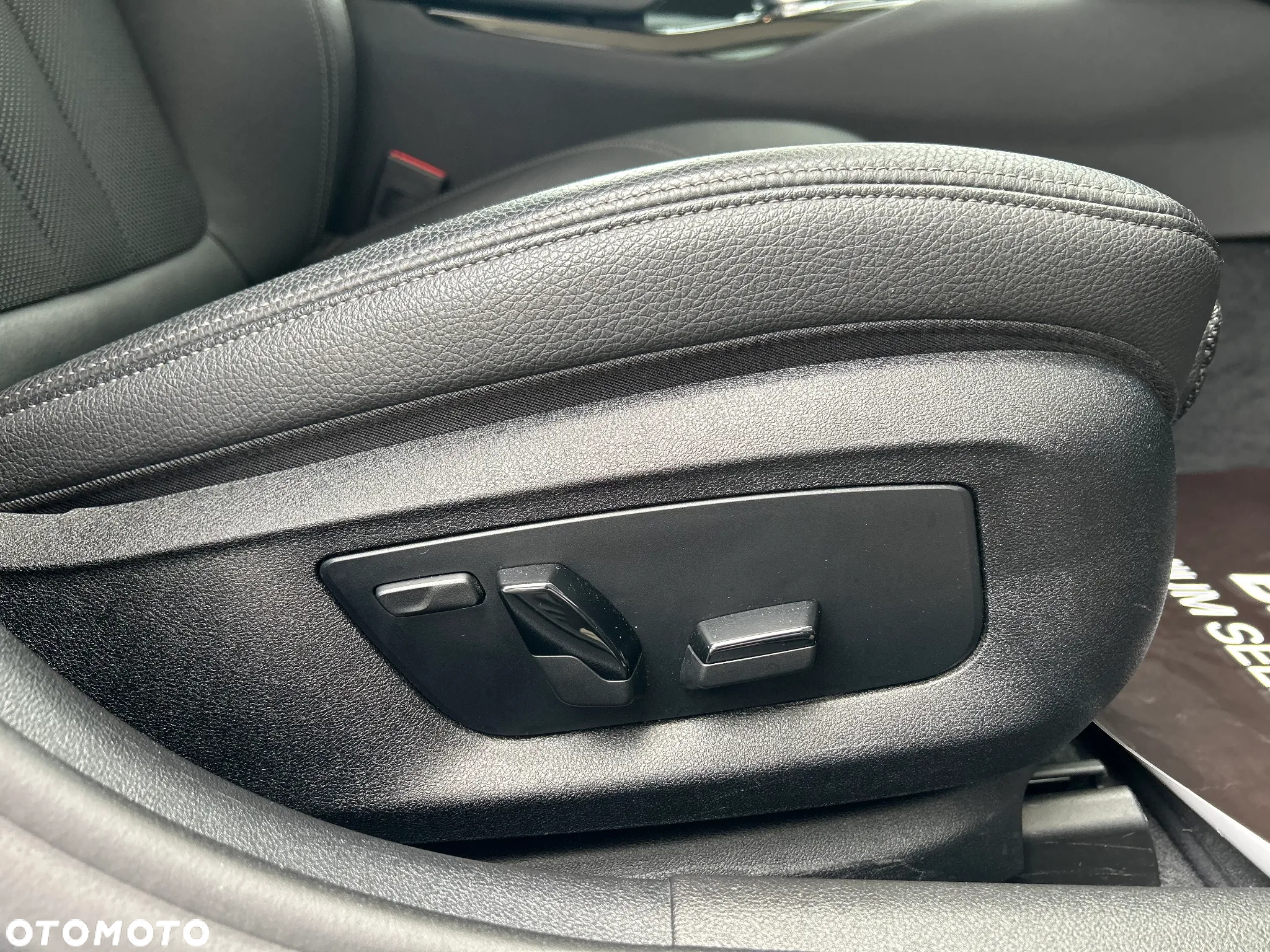 BMW Seria 5 530i xDrive Touring Sport Line - 18