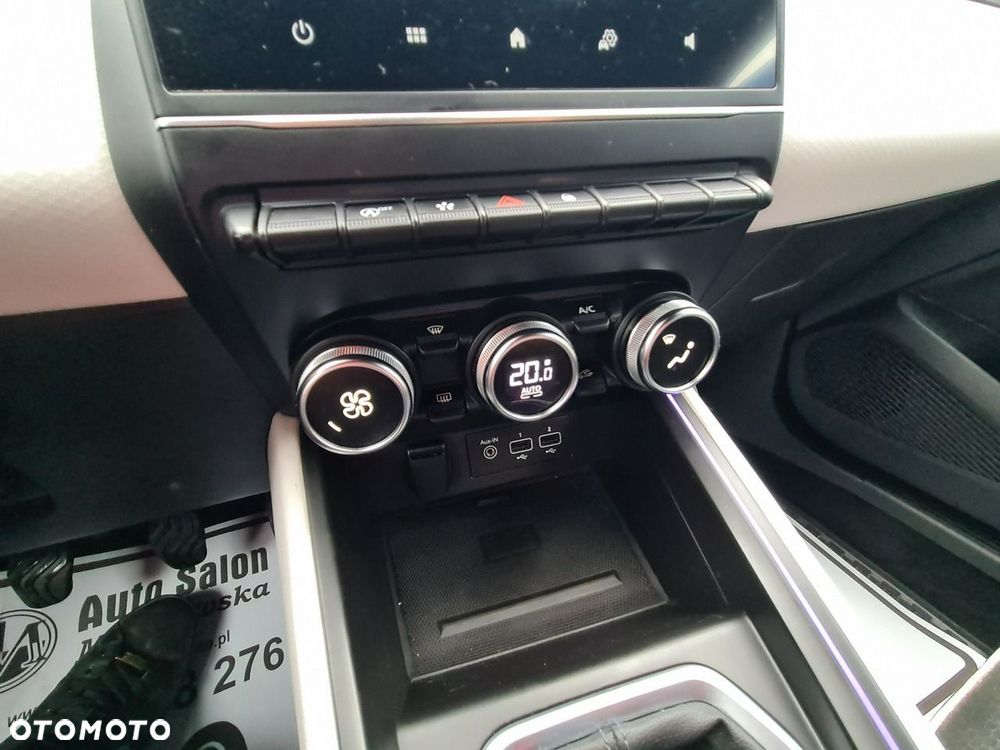 Renault Clio TCe 90 EVOLUTION - 17