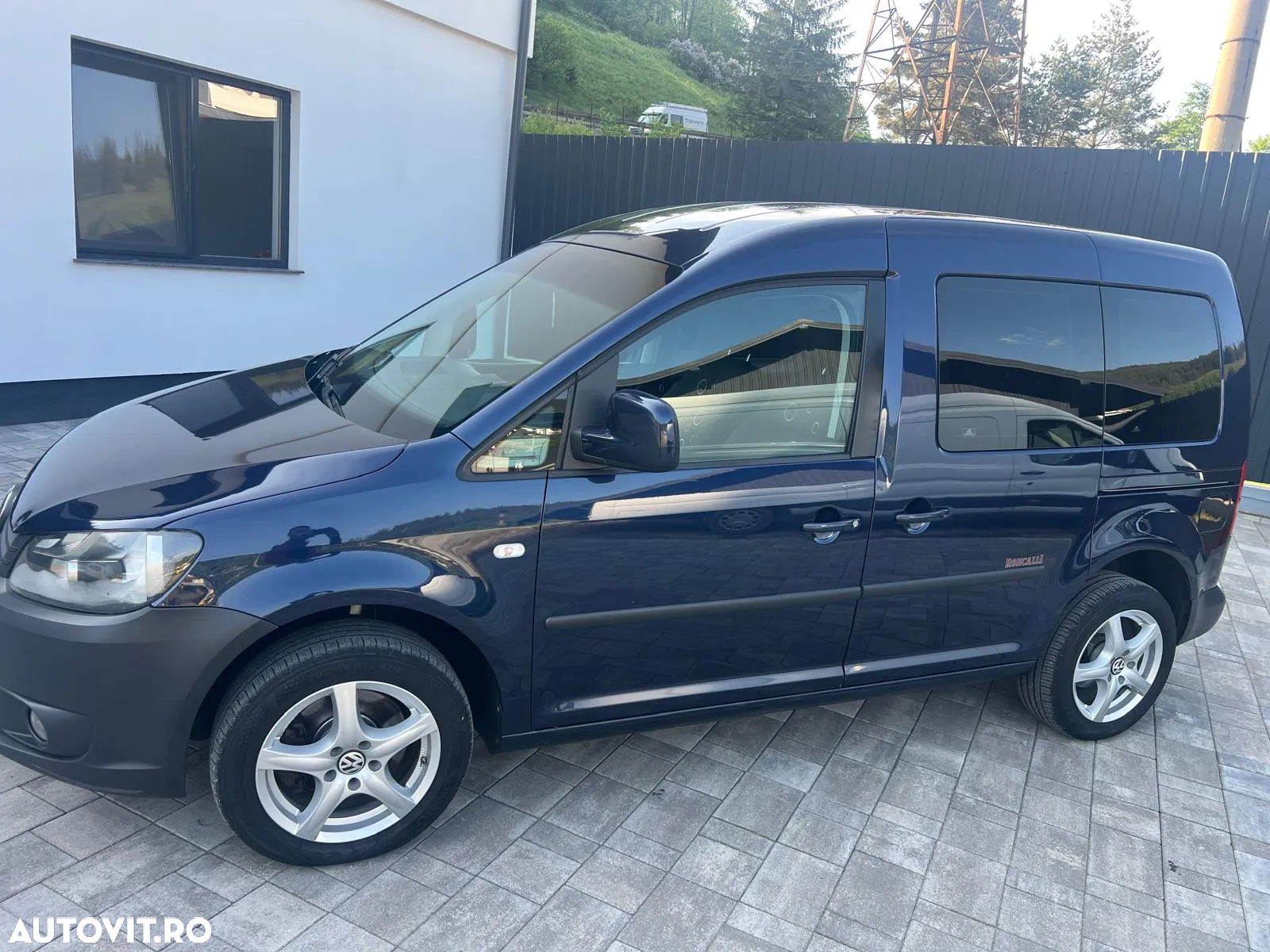 Volkswagen Caddy - 2