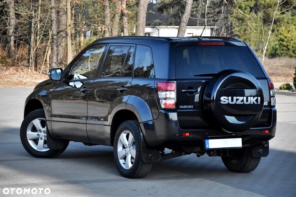 Suzuki Grand Vitara 1.9 DDiS - 12