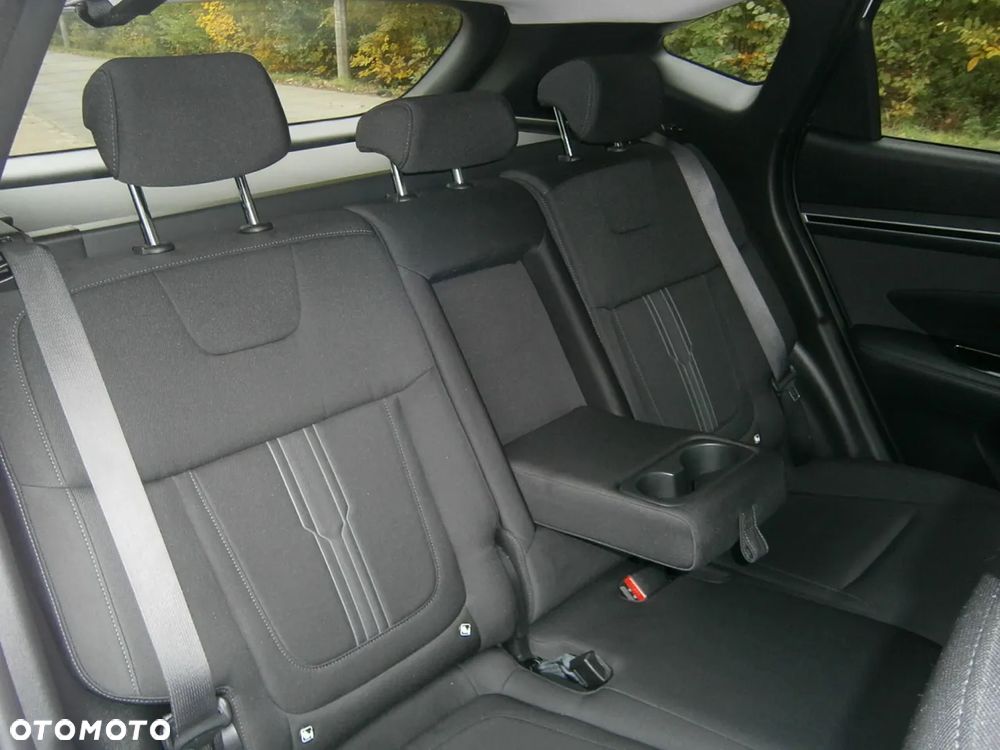 Hyundai Tucson 1.6 T-GDi 48V-Hybrid 4WD DCT Blackline - 7