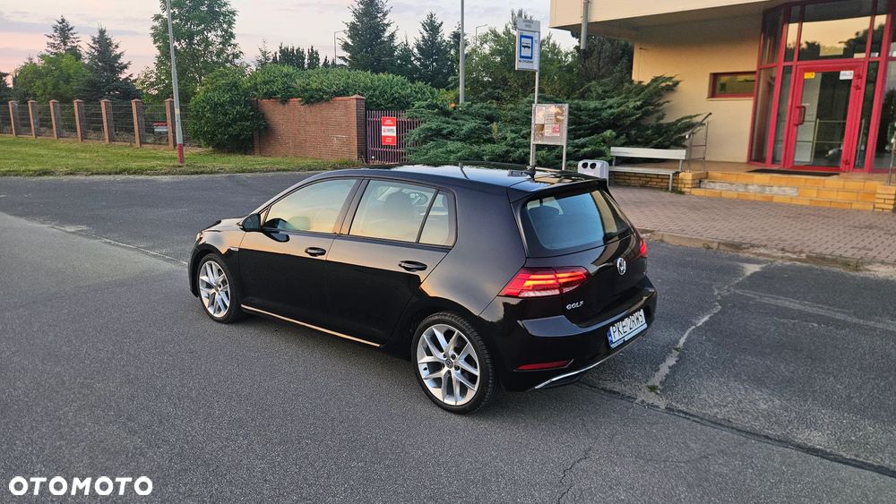 Volkswagen Golf 1.5 TSI BMT Comfortline DSG - 9
