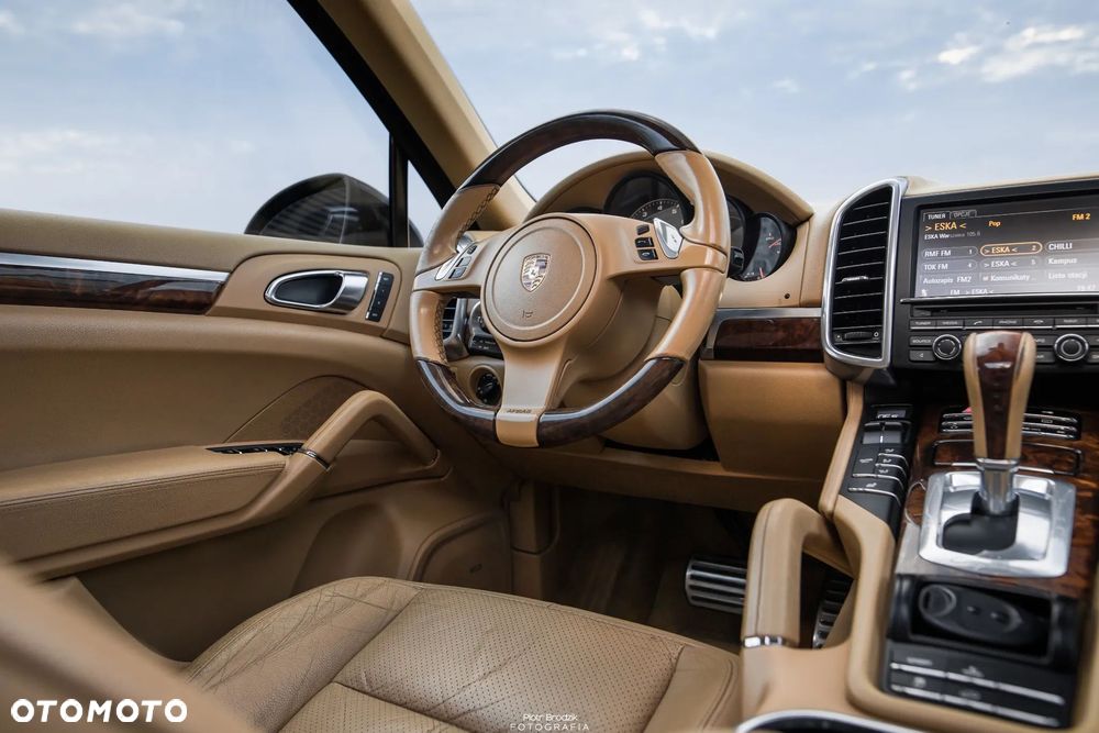Porsche Cayenne - 17