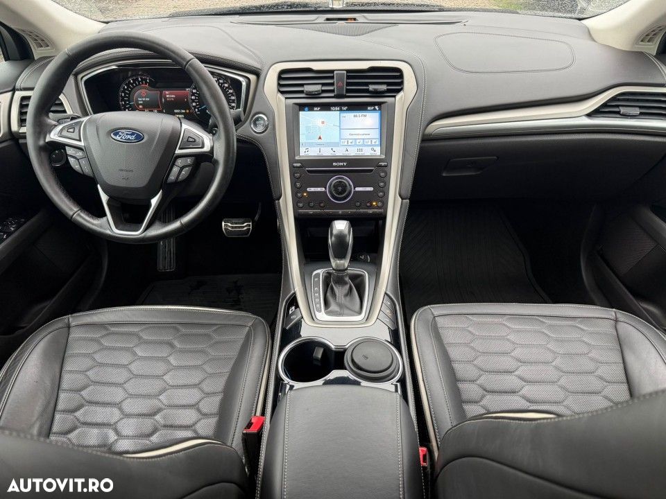 Ford Mondeo - 12