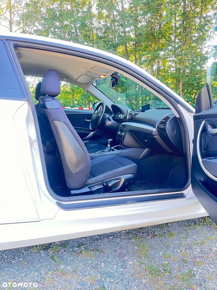 BMW Seria 1 120i - 10