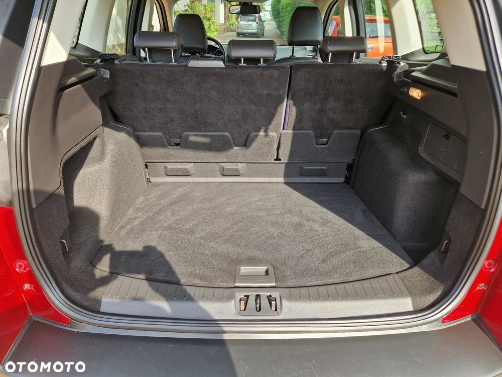 Ford Kuga 1.5 EcoBoost 2x4 Titanium - 14