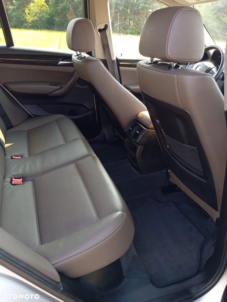 BMW X3 28i xDrive - 10