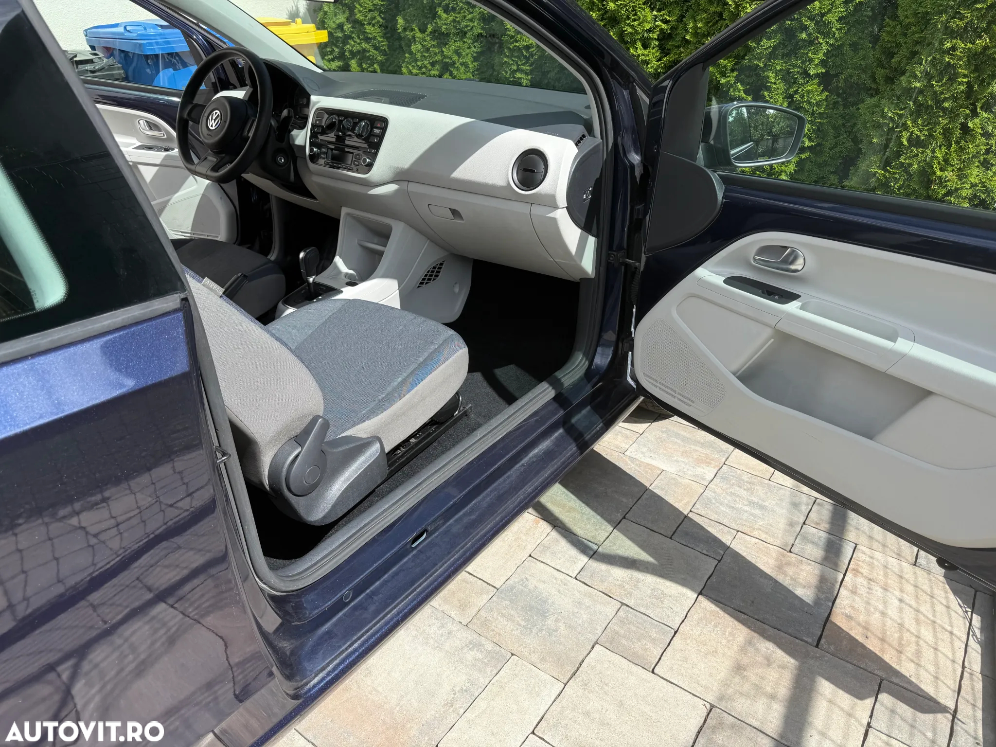 Volkswagen up! 1.0 Black - 2