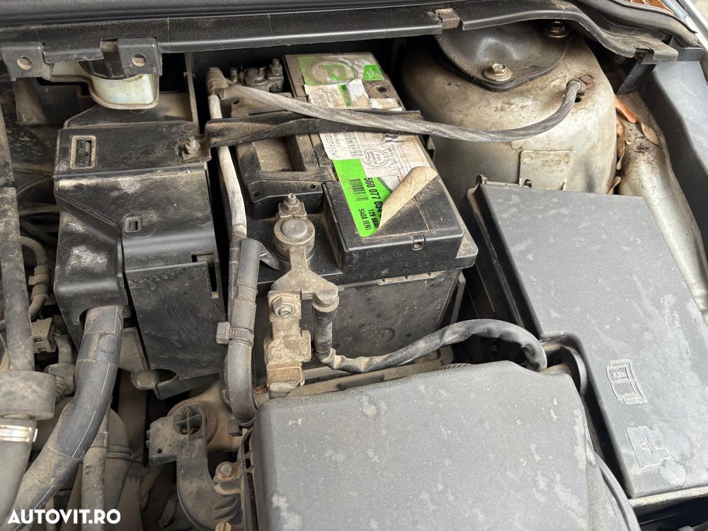 Ford Focus 1.6 16V Aut. Titanium - 18