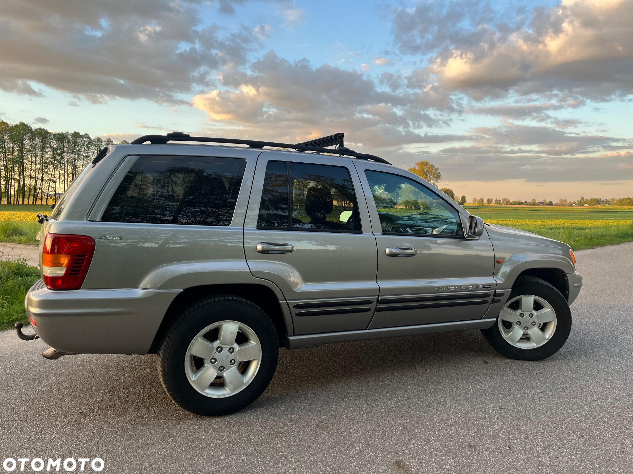 Jeep Grand Cherokee 4.7 Limited - 10