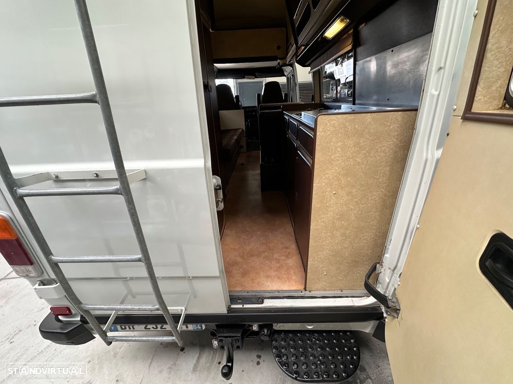 Mercedes-Benz James Cook - 7