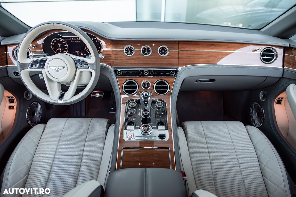Bentley Continental V8 - 2