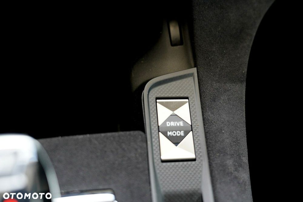 DS Automobiles DS 7 Crossback - 34