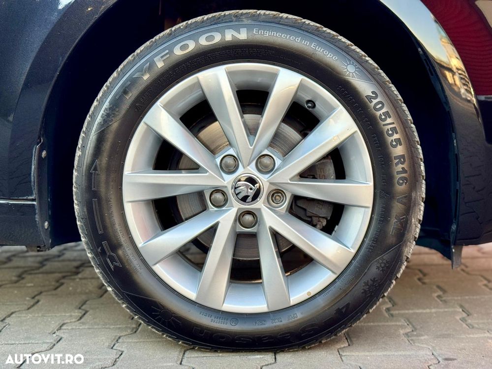 Skoda Octavia 1.6 TDI DSG Style - 13