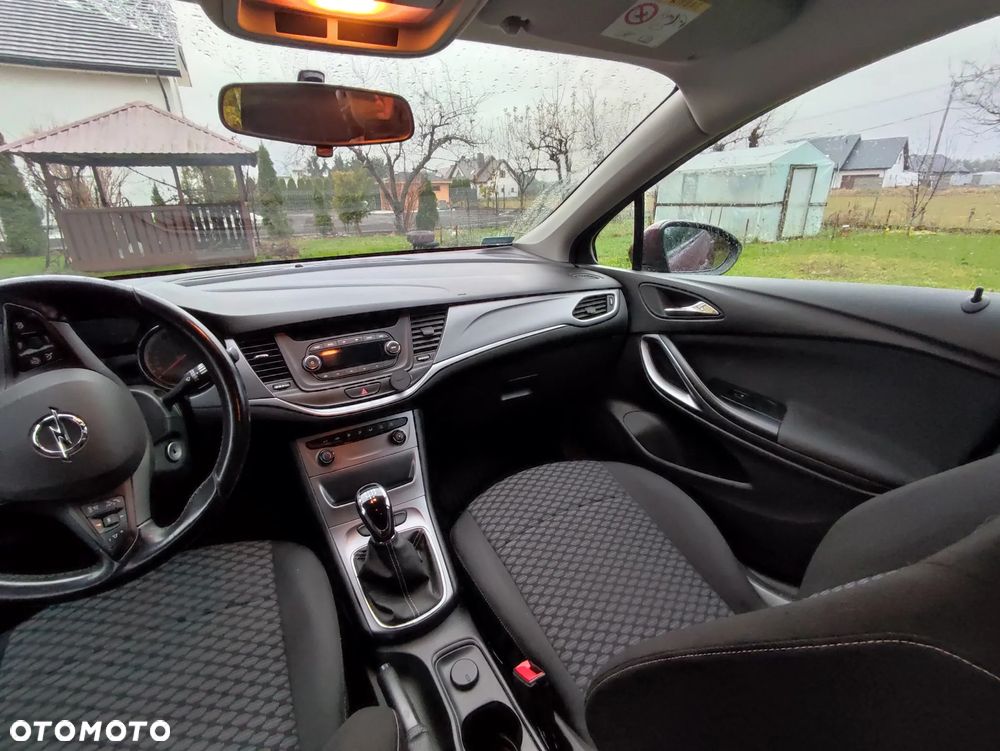Opel Astra 1.4 Essentia - 7