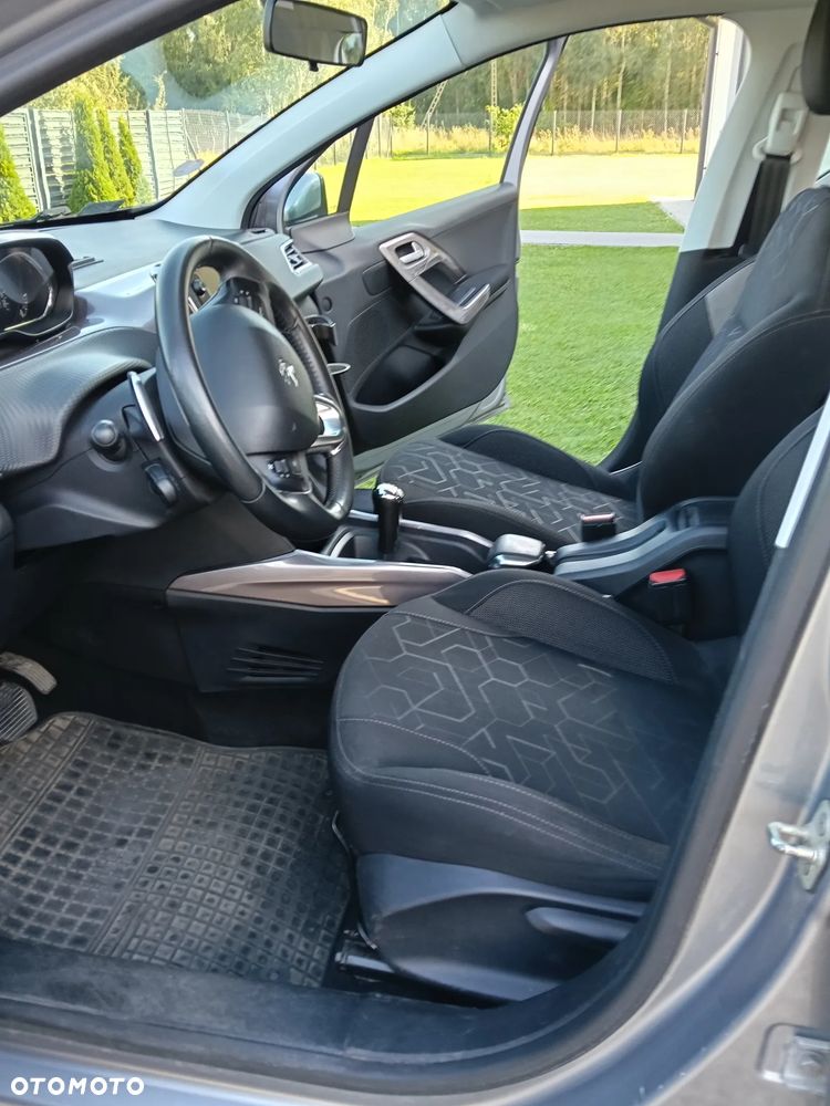 Peugeot 2008 PureTech 82 ETG5 STOP&START Active - 28