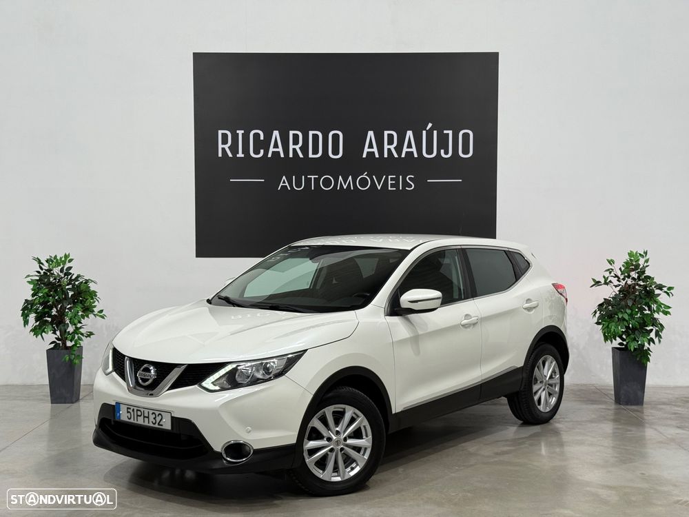 Nissan Qashqai 1.5 dCi N-Connecta - 1