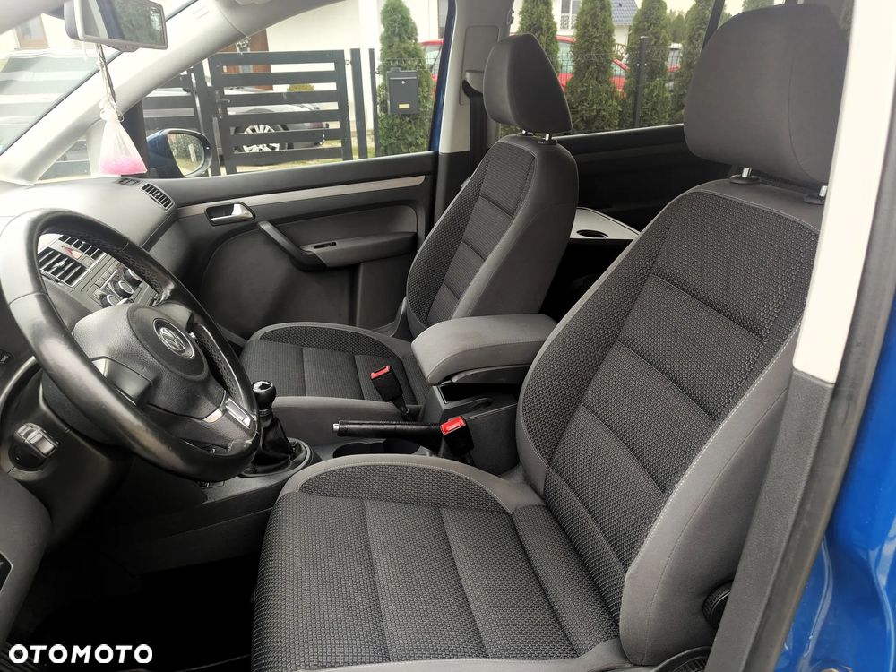 Volkswagen Touran 1.6 TDI DPF BlueMotion Technology Comfortline - 19