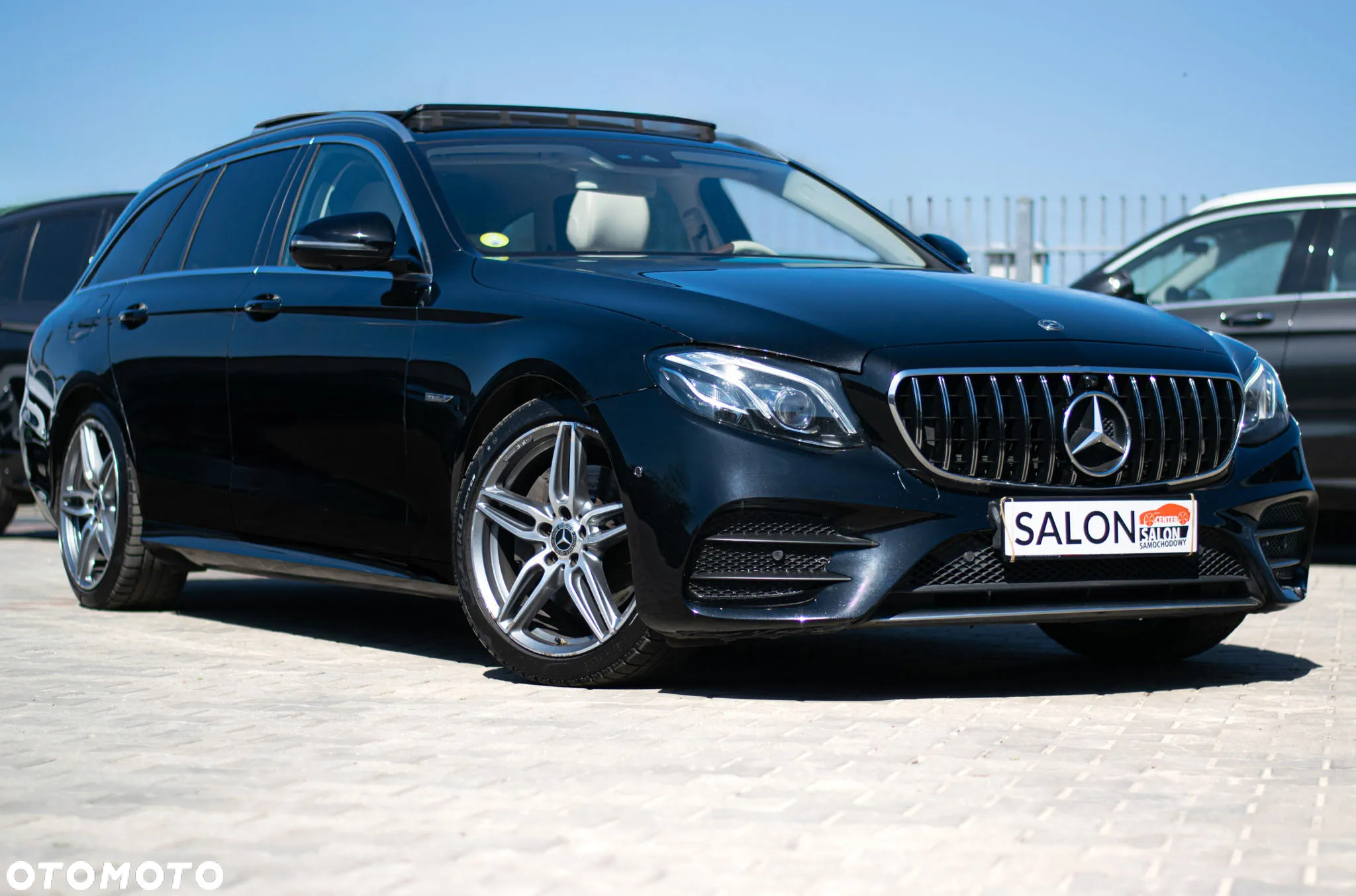 Mercedes-Benz Klasa E 220 d T 9G-TRONIC AMG Line - 2