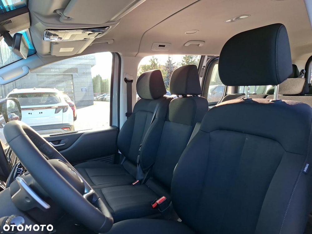 Hyundai Staria 1.6 T-GDI HEV Smart Business - 11