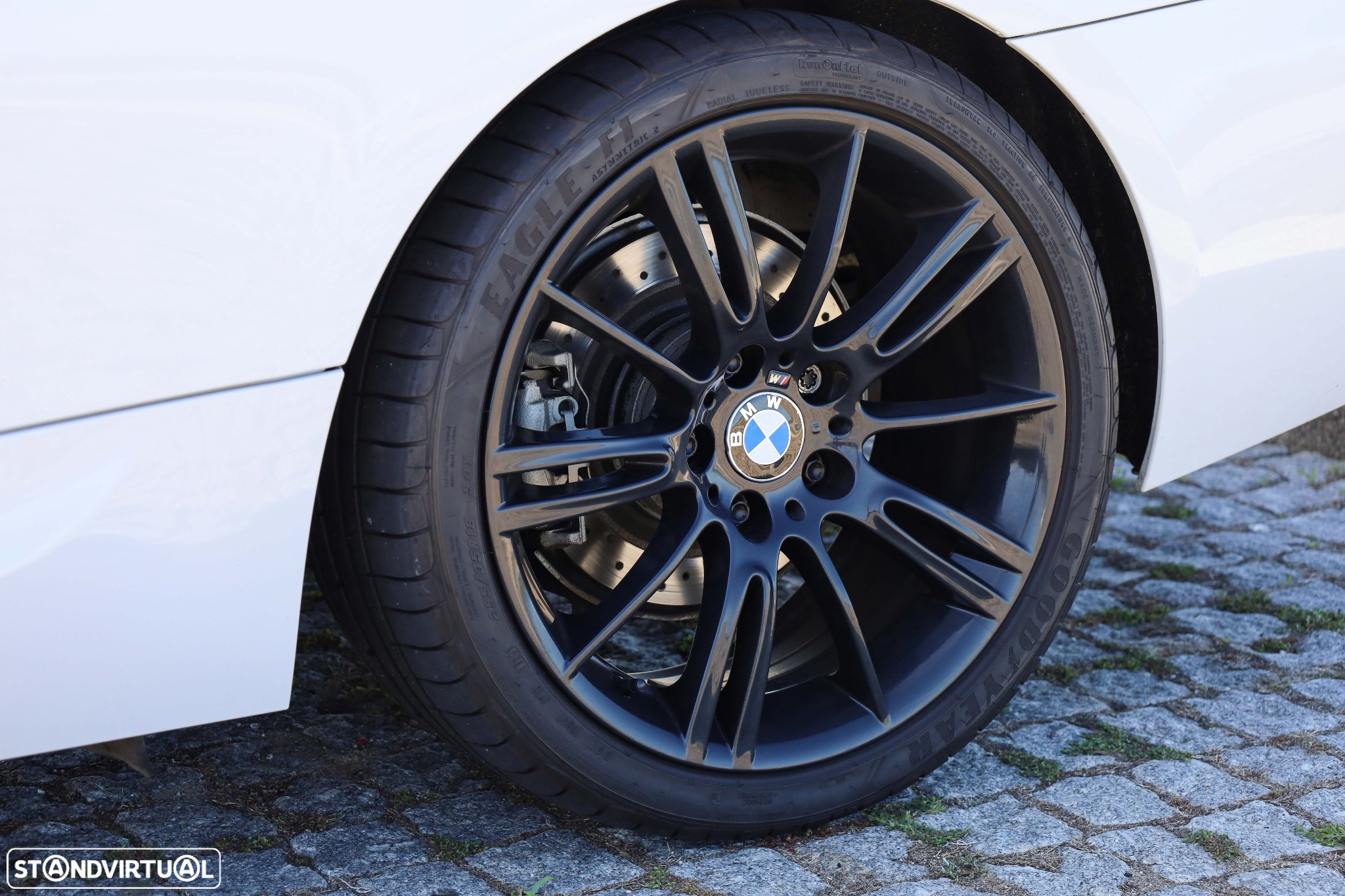 BMW 320 d Coupe - 13