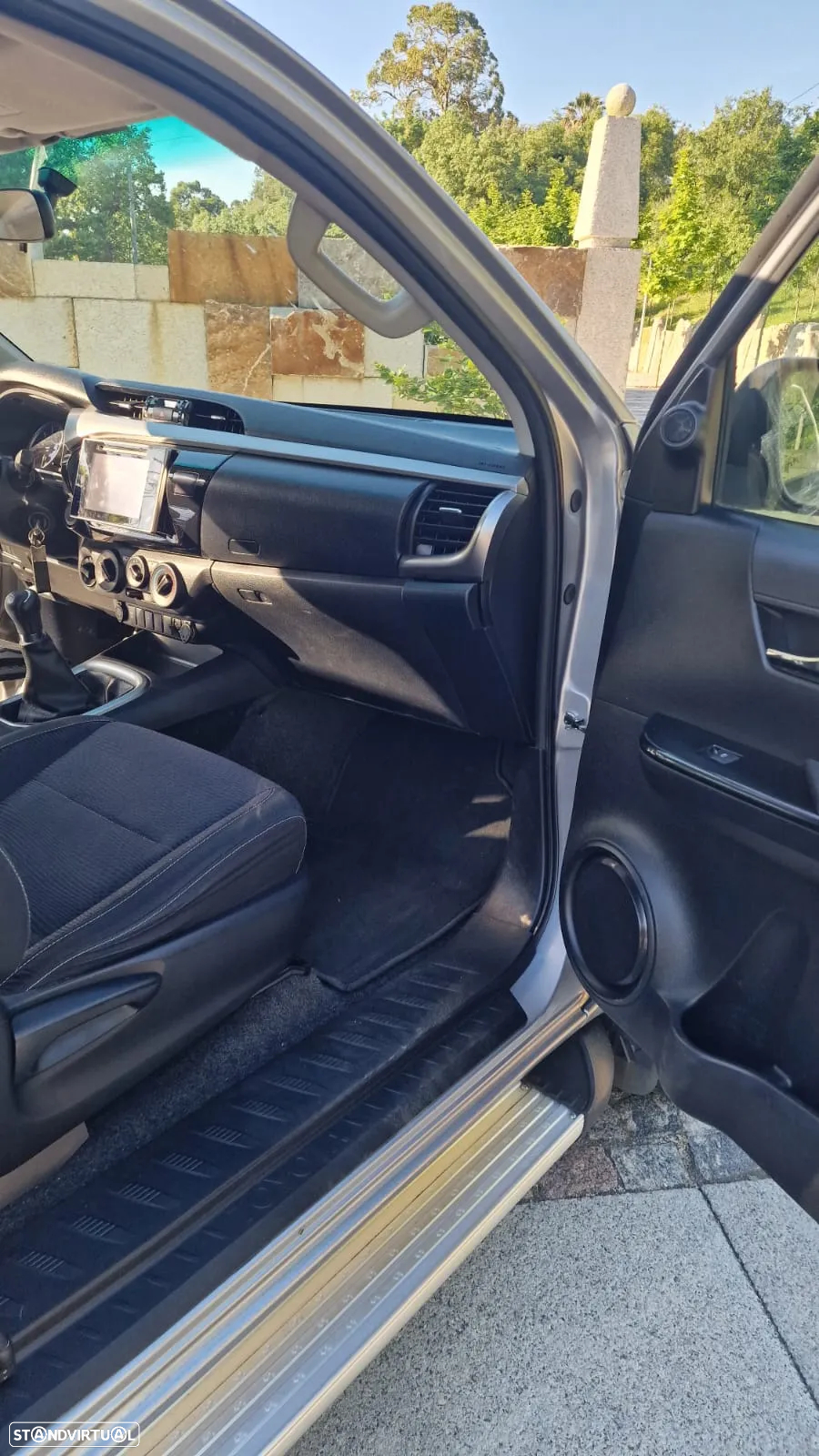 Toyota HiLux 8 Extra-Cab 2.4 D-4D 150HP 4x4 - 11