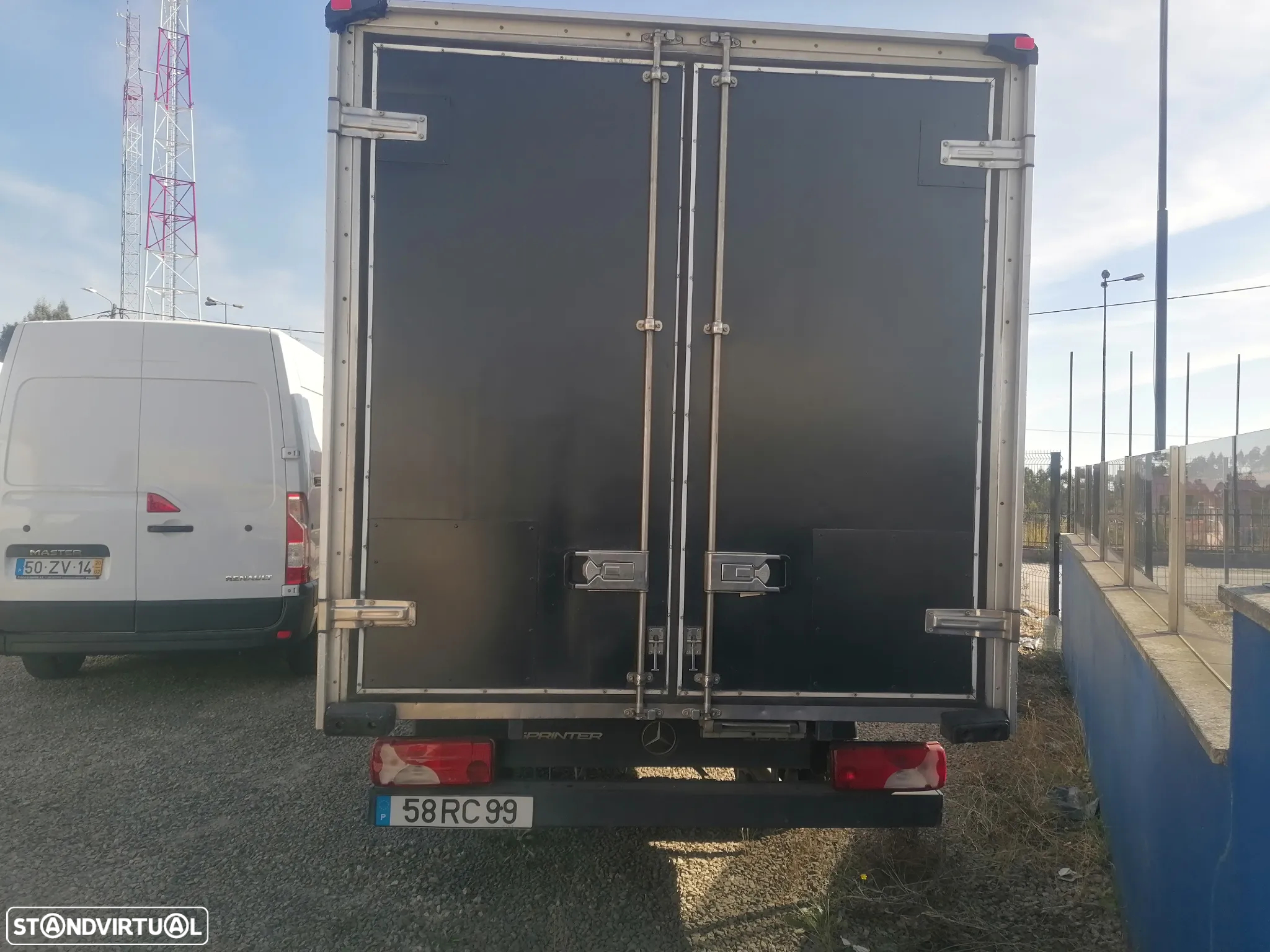 Mercedes-Benz Sprinter - 5