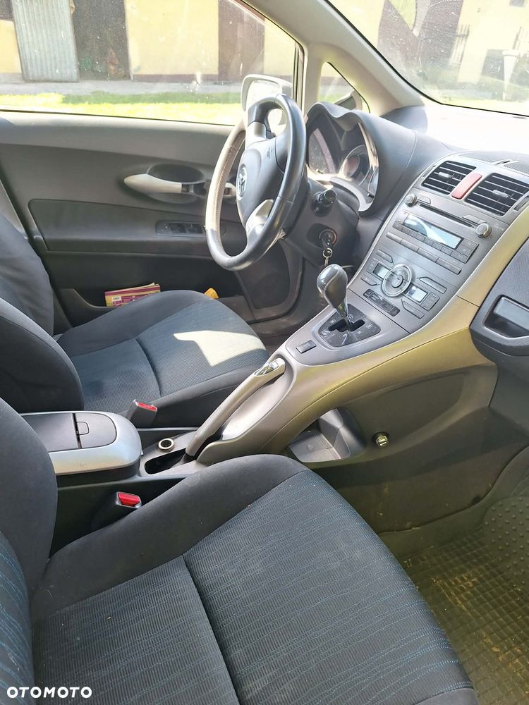 Toyota Auris 1.4 D-4D Luna MM - 4