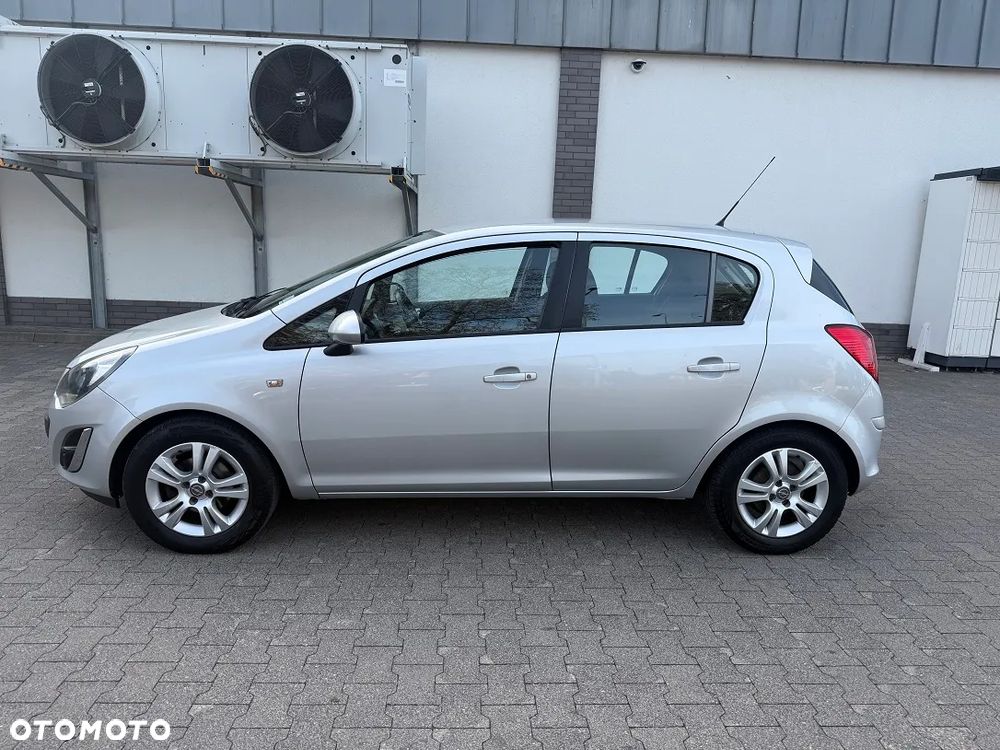Opel Corsa 2013 photo 3