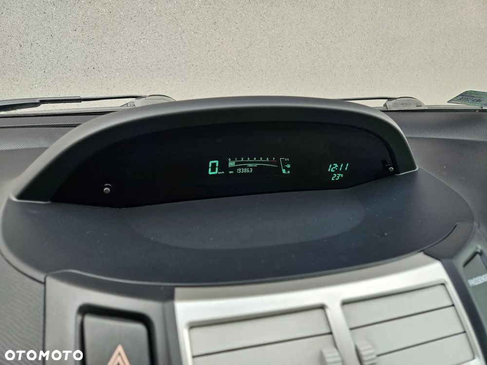 Toyota Yaris 1.3 VVT-i Luna - 33