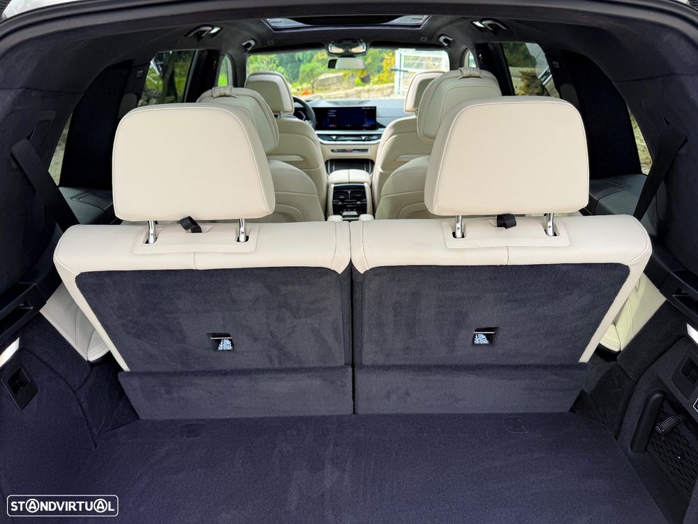 BMW X7 40 i xDrive Pack M Desportivo - 13