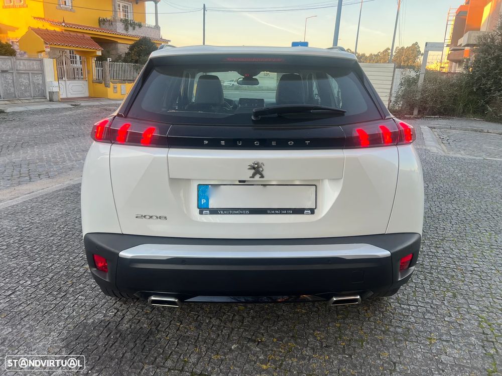 Peugeot 2008 1.2 PureTech Allure - 25