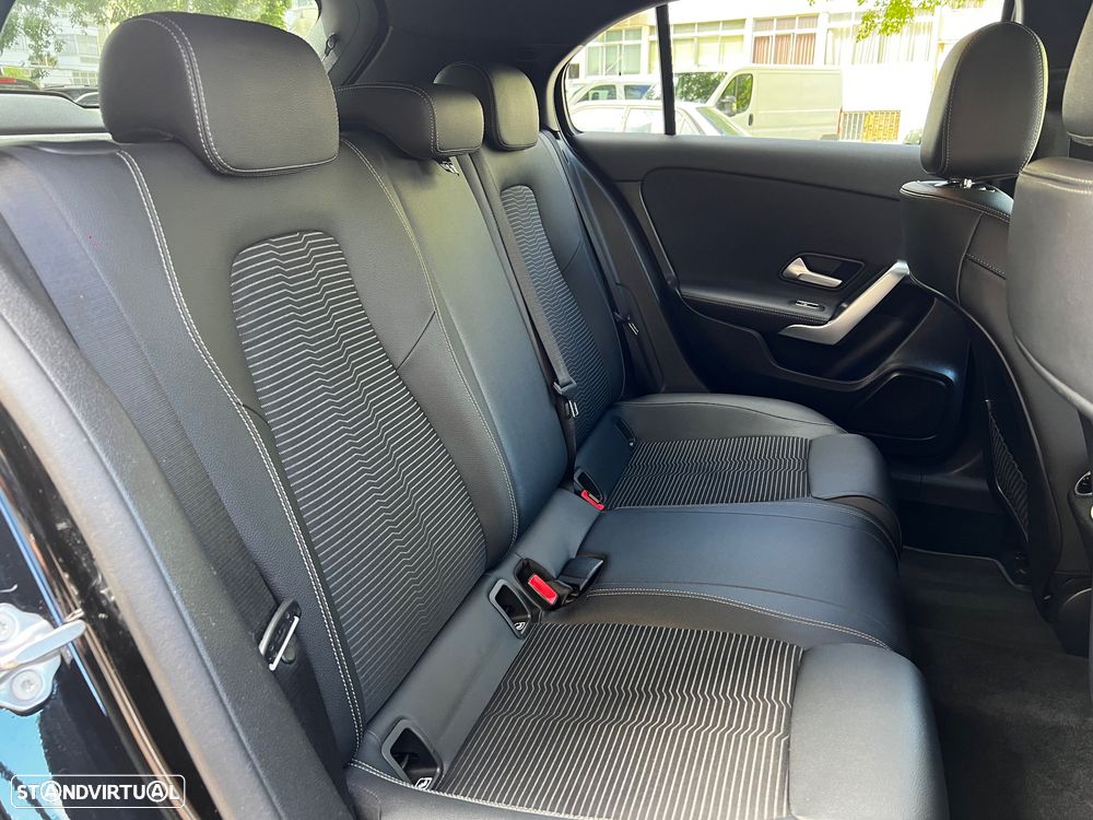 Mercedes-Benz A 180 d Style Plus - 25