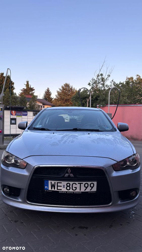 Mitsubishi Lancer 1.5 Invite - 6