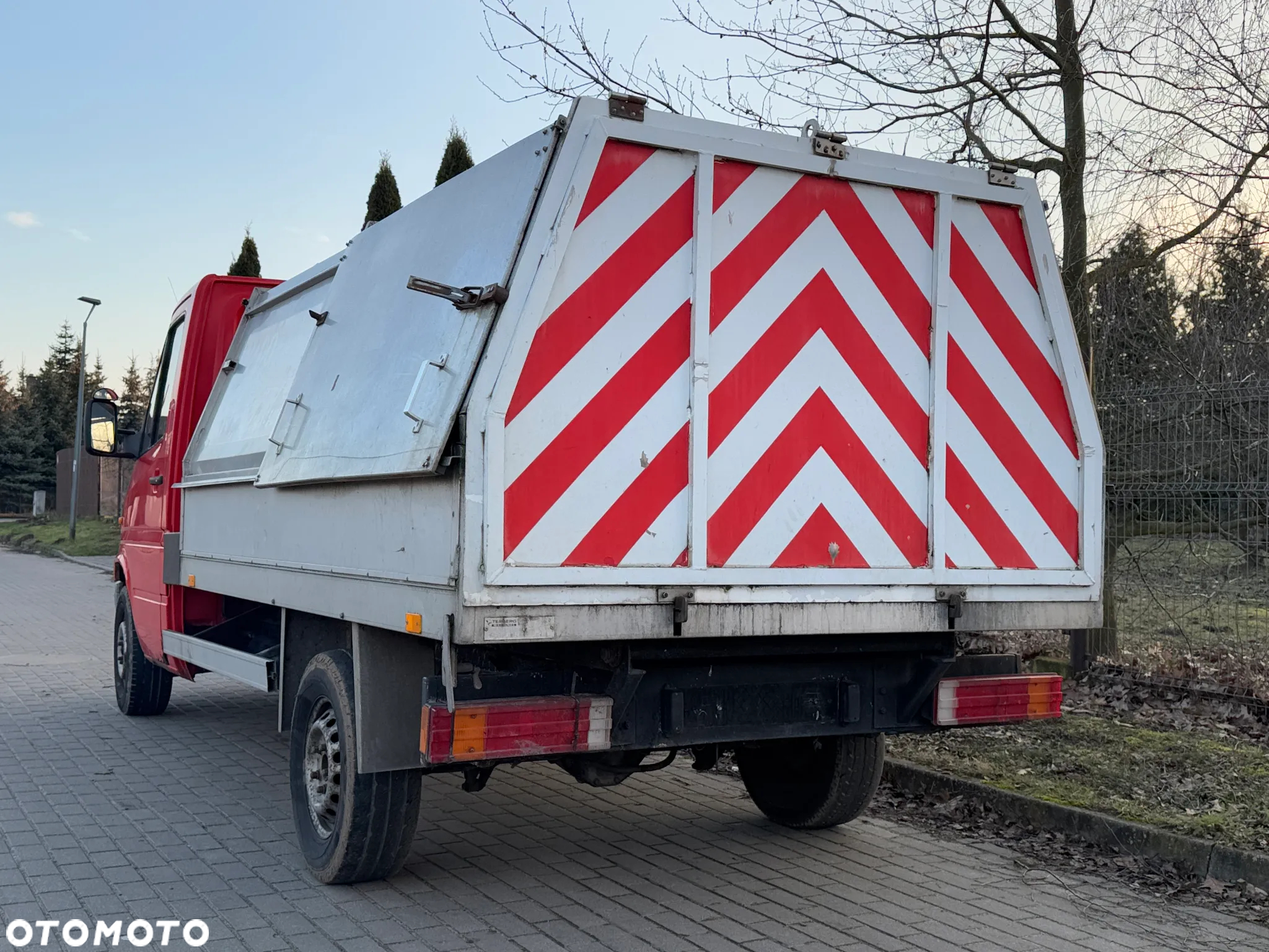 Mercedes-Benz SPRINTER WYWROTKA ŚMIECIARKA - 29