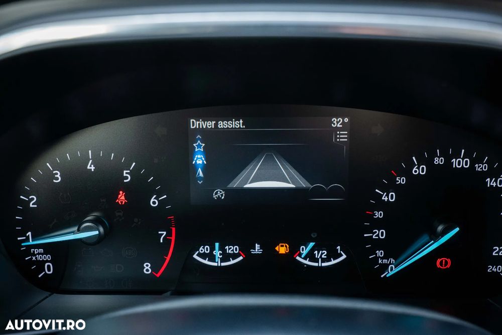 Ford Focus 1.0 EcoBoost Titanium Business - 28