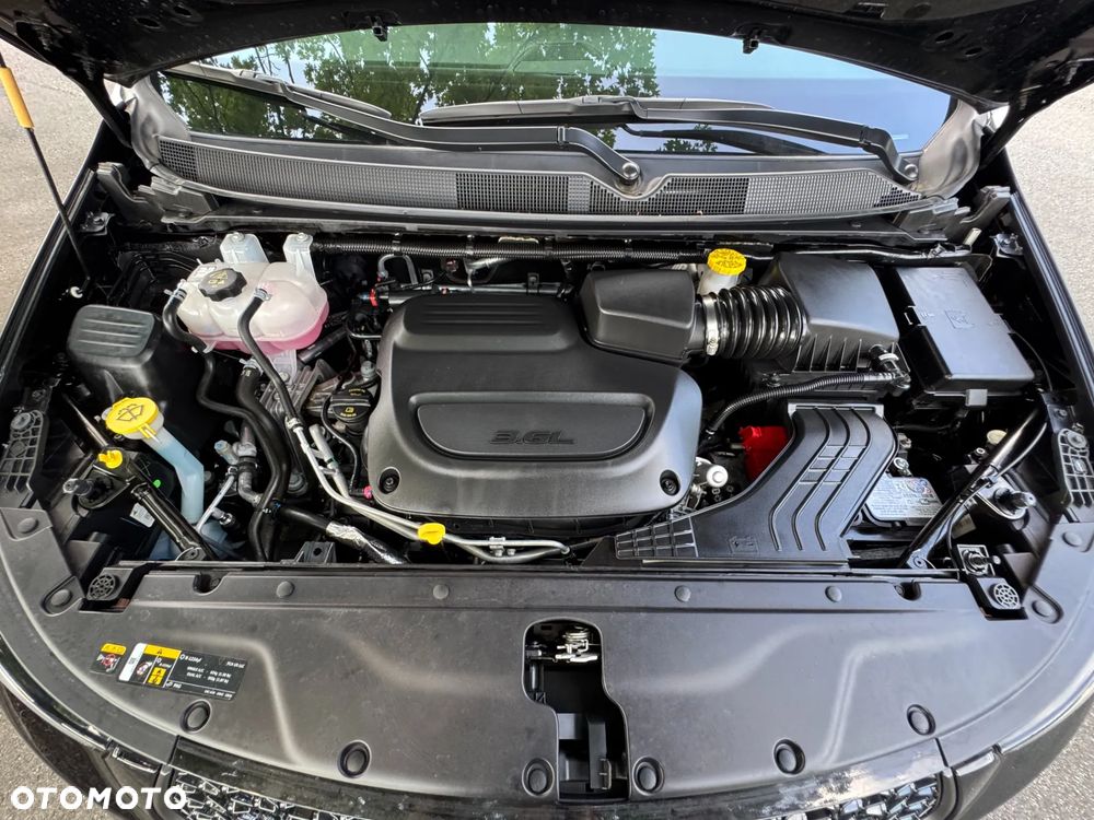 Chrysler Pacifica - 34
