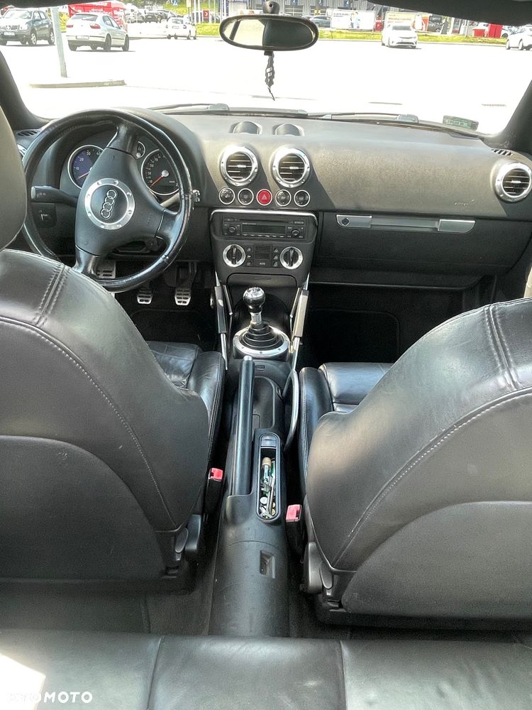 Audi TT Coupé 1.8T - 8