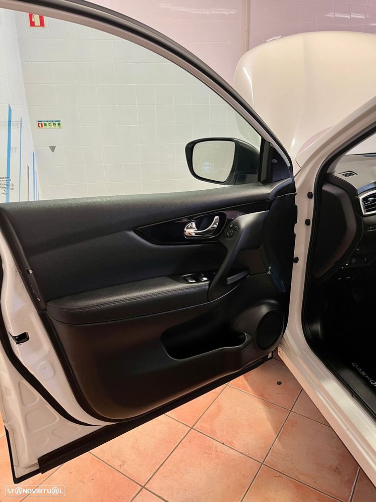 Nissan Qashqai 1.5 dCi N-Connecta Led - 25