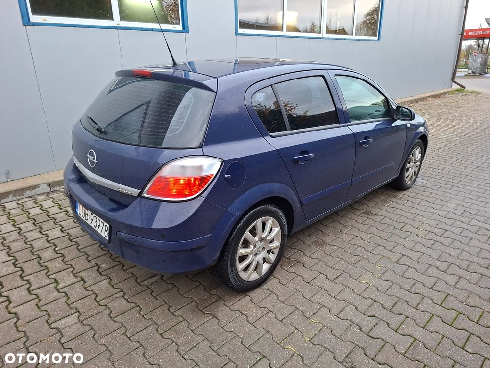 Opel Astra - 3