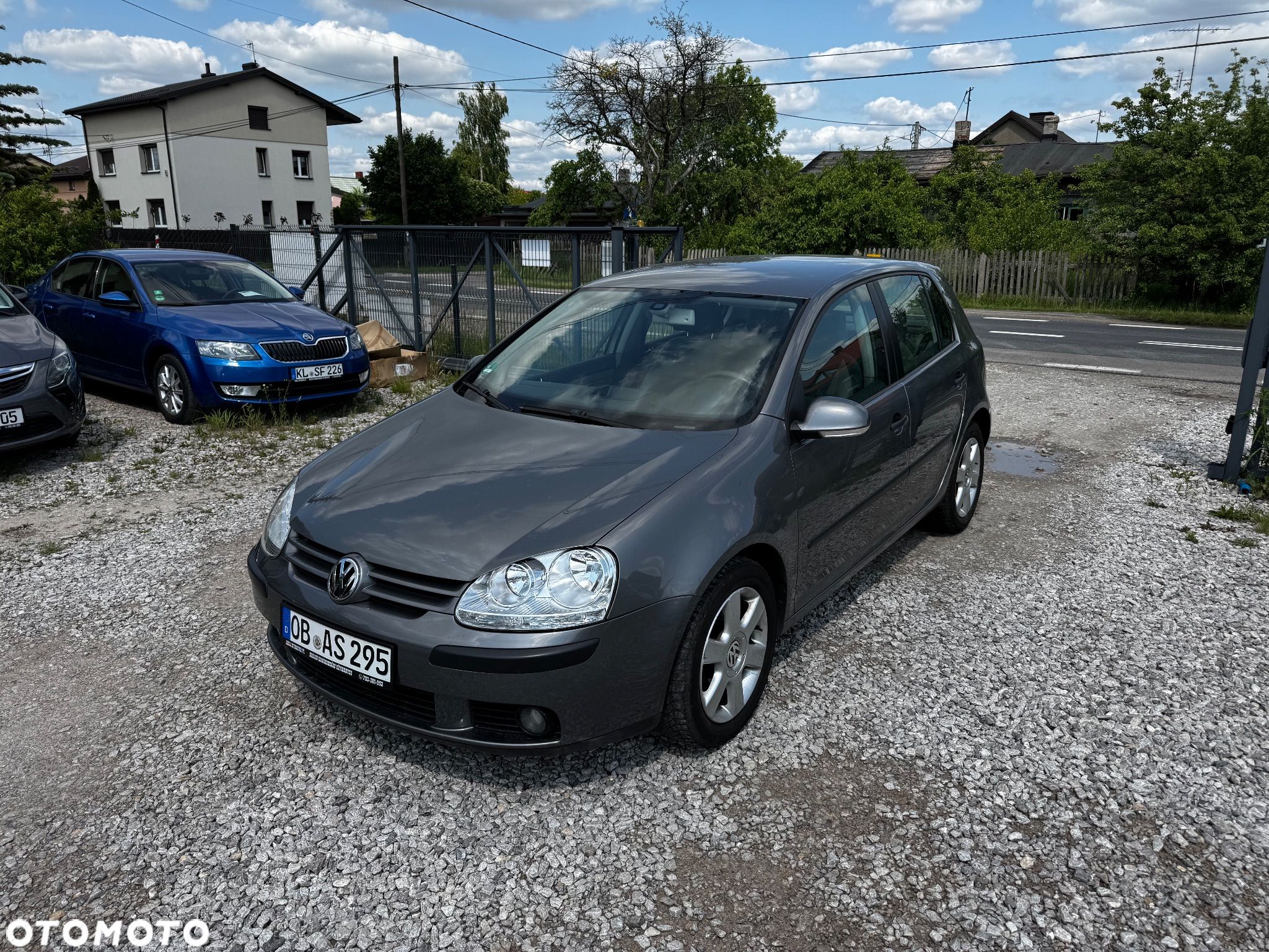 Volkswagen Golf 1.6 Trendline - 1