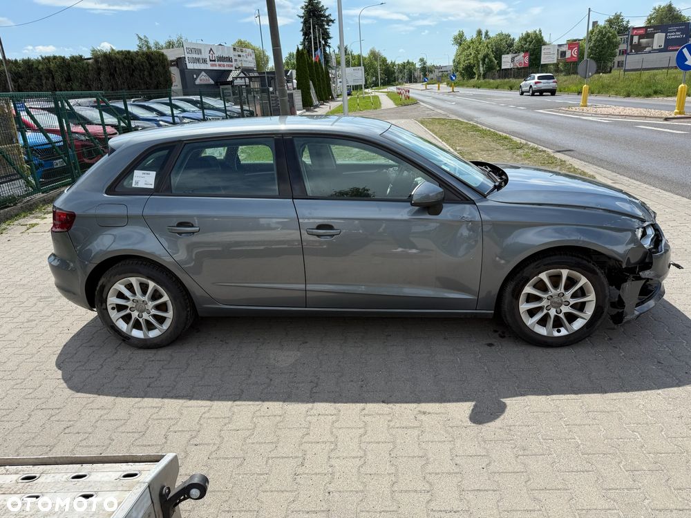Audi A3 Sportback - 5