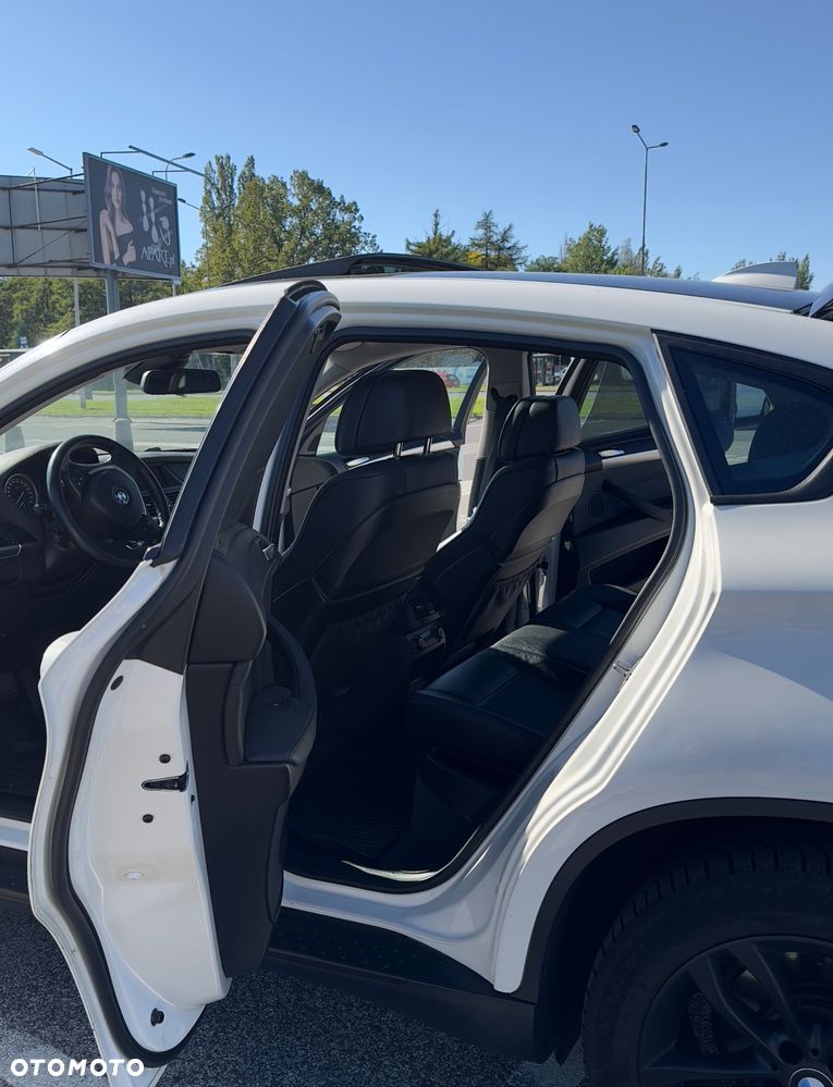 BMW X6 35i xDrive - 23