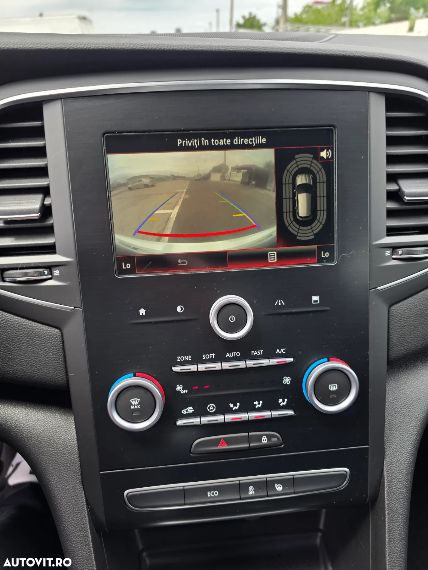 Renault Megane ENERGY TCe 130 INTENS - 27