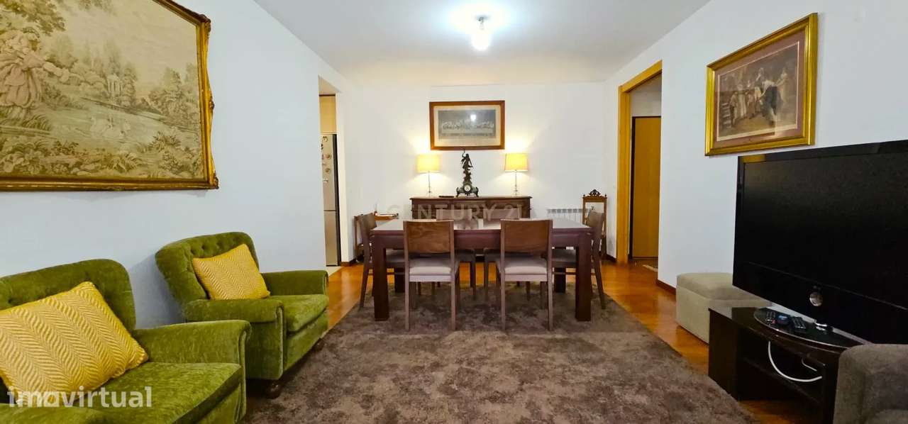 Apartamento com Três Quartos no Centro da Cidade da Póvoa de Varzim - Grande imagem: 4/32
