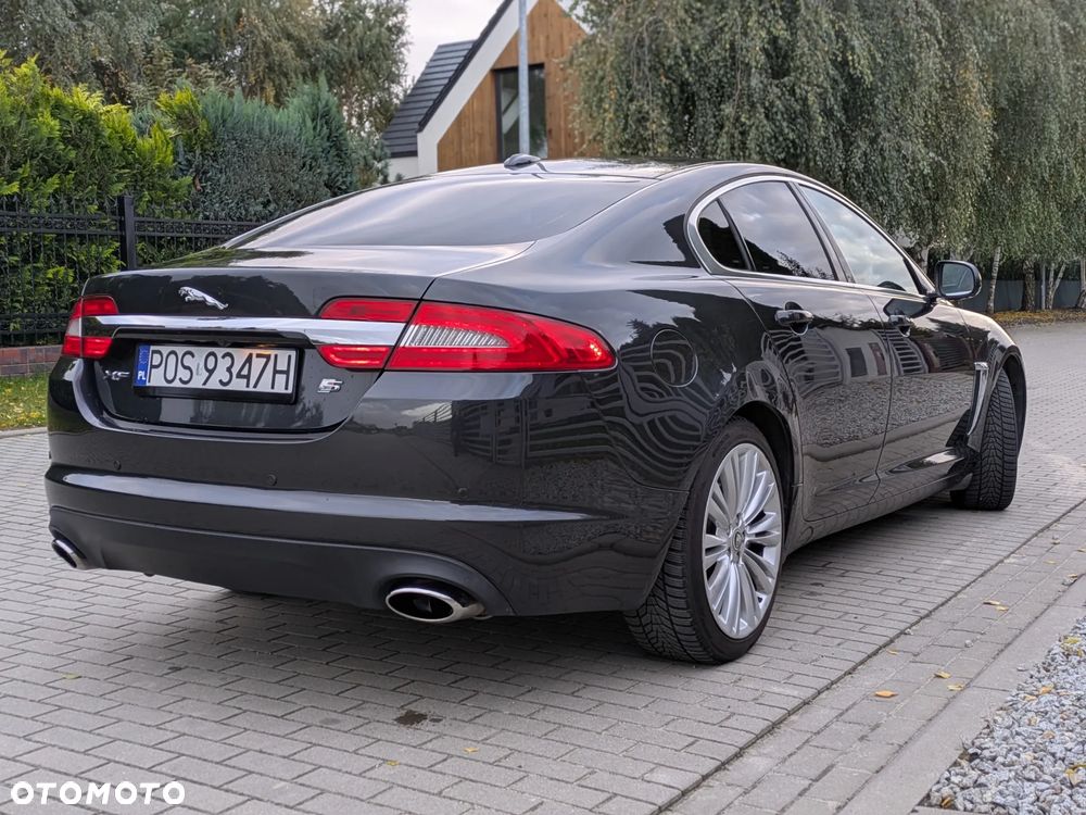 Jaguar XF 3.0 V6 D S Premium Luxury - 4