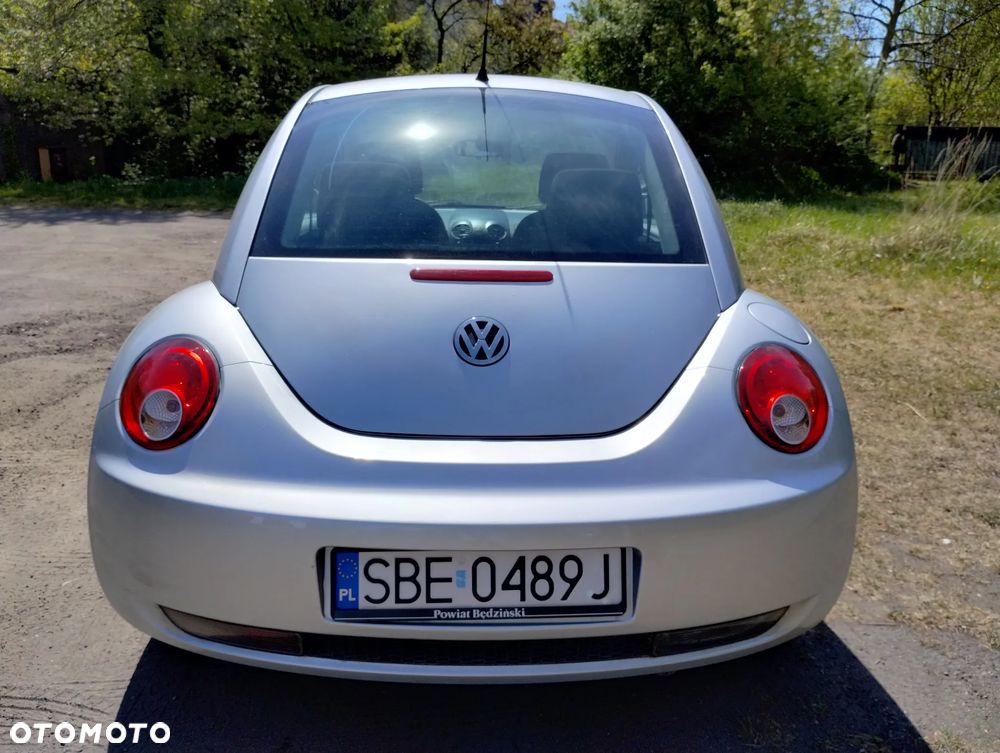 Volkswagen New Beetle 1.6 - 5