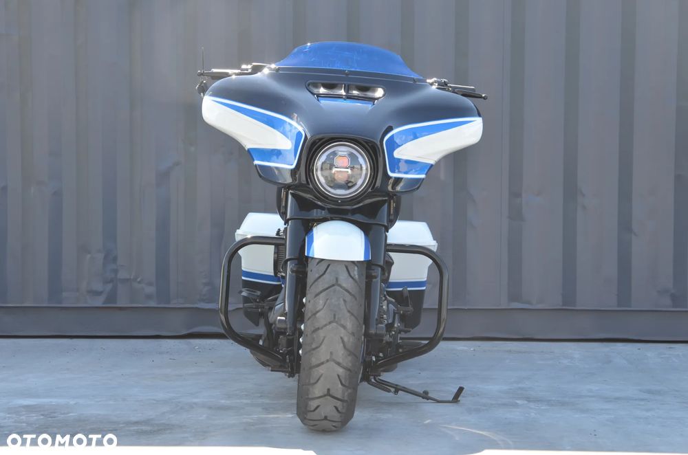 Harley-Davidson Touring Street Glide - 1